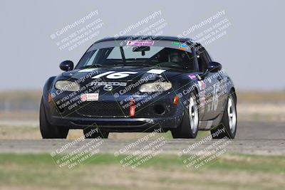 media/Oct-25-2025-CalClub SCCA (Sat) [[34c778dfbe]]/Group 2/Qualifying/